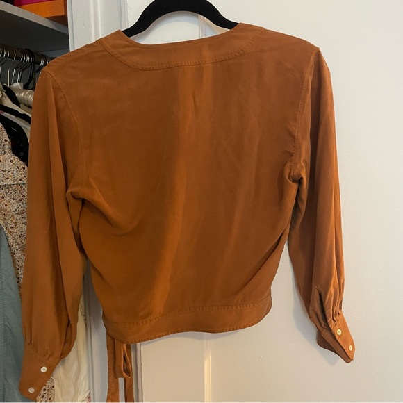 Everlane Washable Silk Wrap Top in Cider - Picture 3 of 8